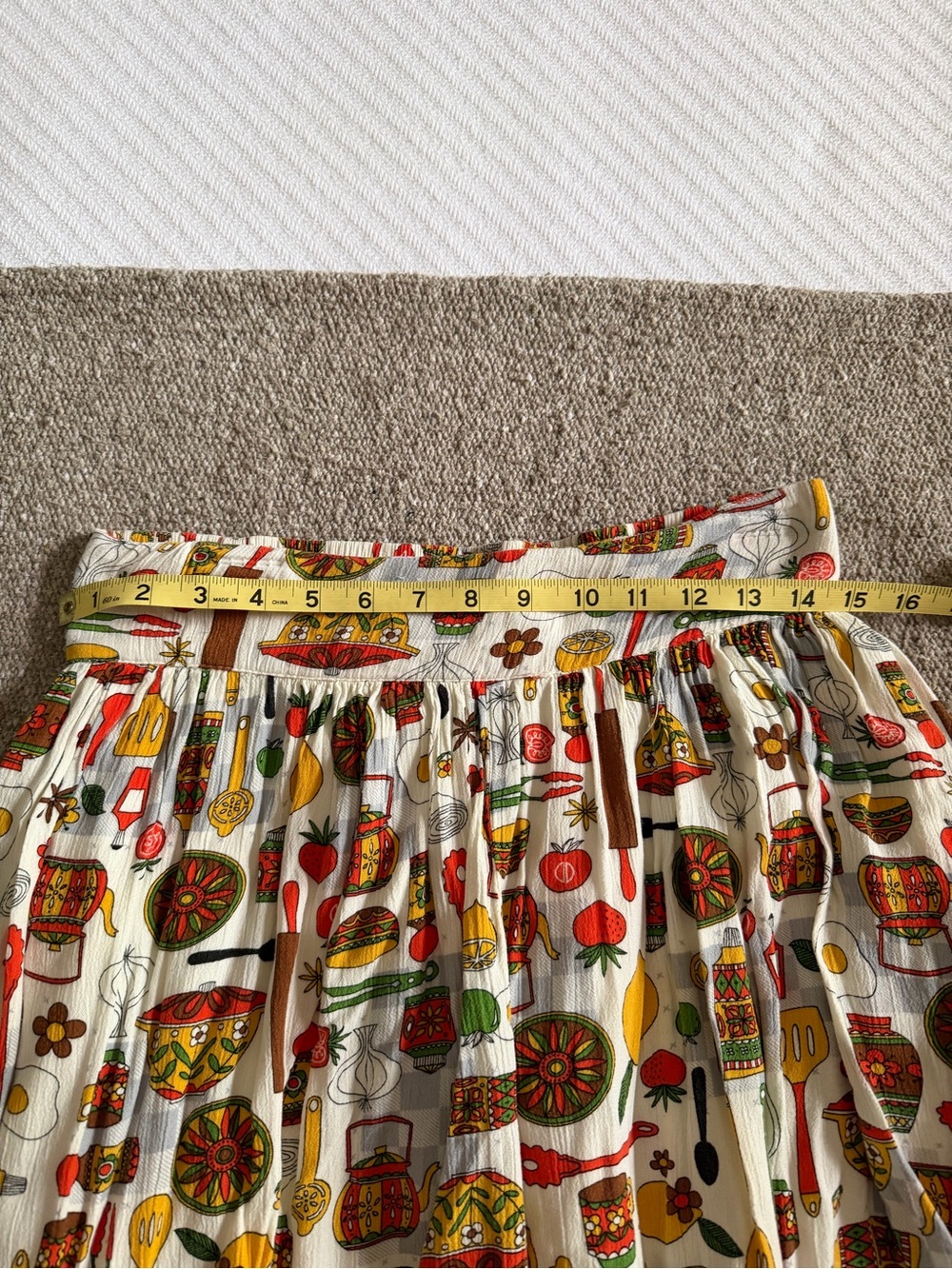 Joanie Women’s Retro Print Pleated Skirt - Colorful Kitchen Motif - Picture 5 of 6